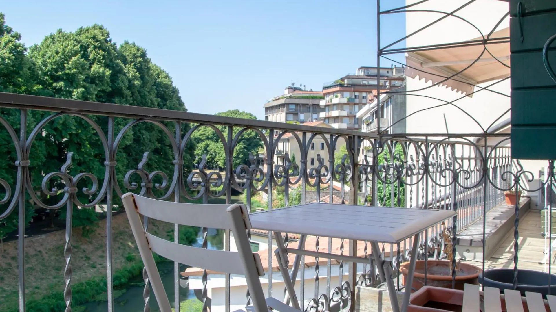 Welc-Om Savonarola Open Space Padoue Italie